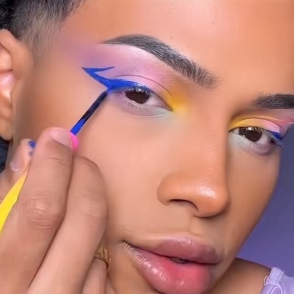 NEW✅Juvias Place Garden of Juvia Colored Liner - Picture 15 of 16